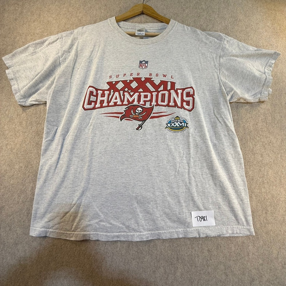 Vintage Tampa Bay Buccaneers Super Bowl XXXVII Champions T-Shirt XL Gray Delta